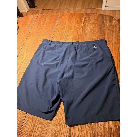 Adidas Men’s Shorts Size 42 Blue Golf Casual Button Zip Belt Loops Pockets - Picture 2 of 2